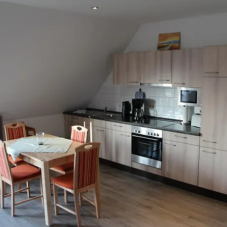 Hensel Apartment